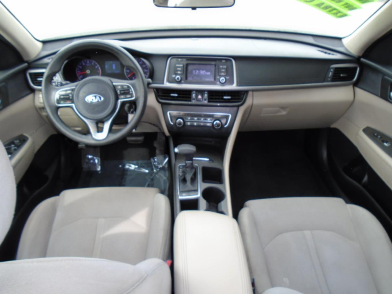 Kia Optima LX 2017