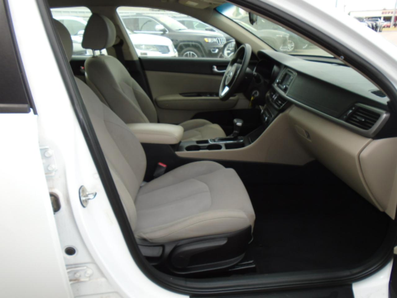 Kia Optima LX 2017