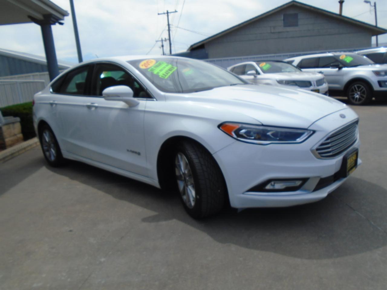 Ford Fusion Hybrid SE 2017