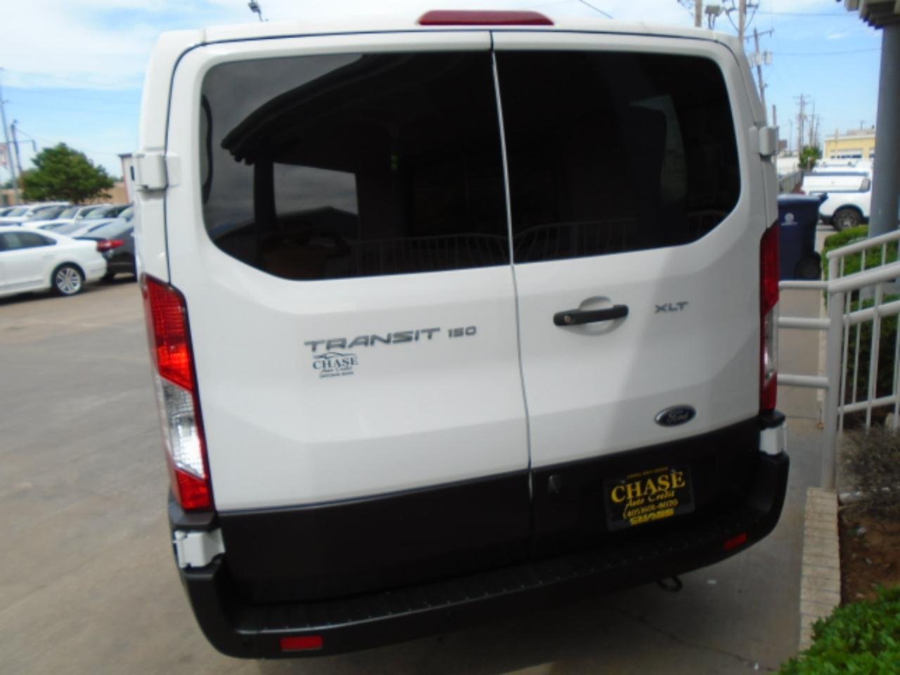 Ford Transit 150 Wagon Low Roof XL w/Sliding Pass. 130-in. WB 2020