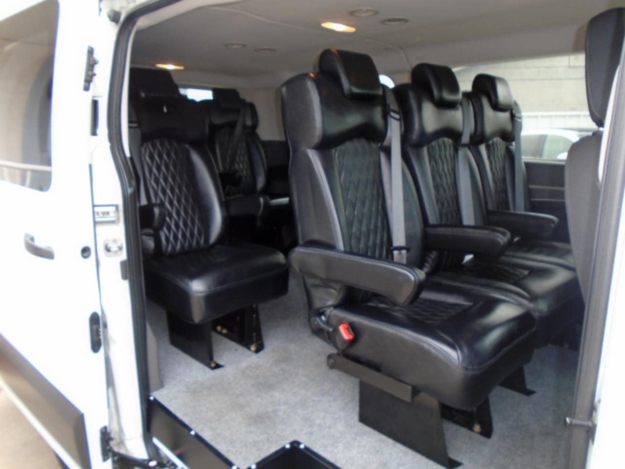 Ford Transit 150 Wagon Low Roof XL w/Sliding Pass. 130-in. WB 2020