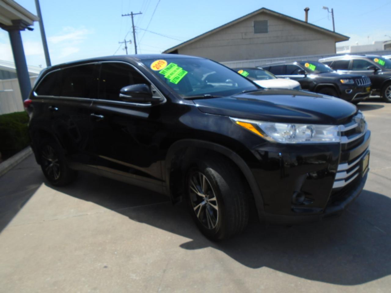 Toyota Highlander LE FWD I4 2019