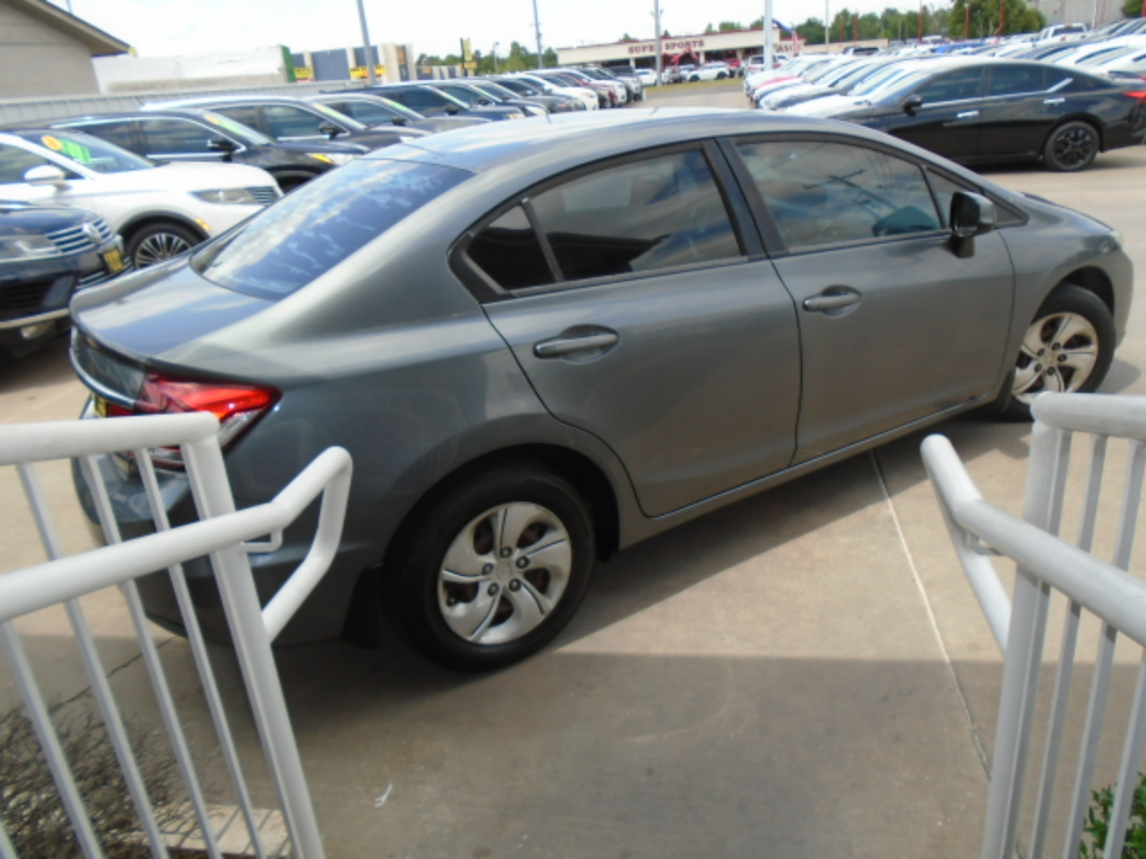 Honda Civic LX Sedan 5-Speed AT 2013