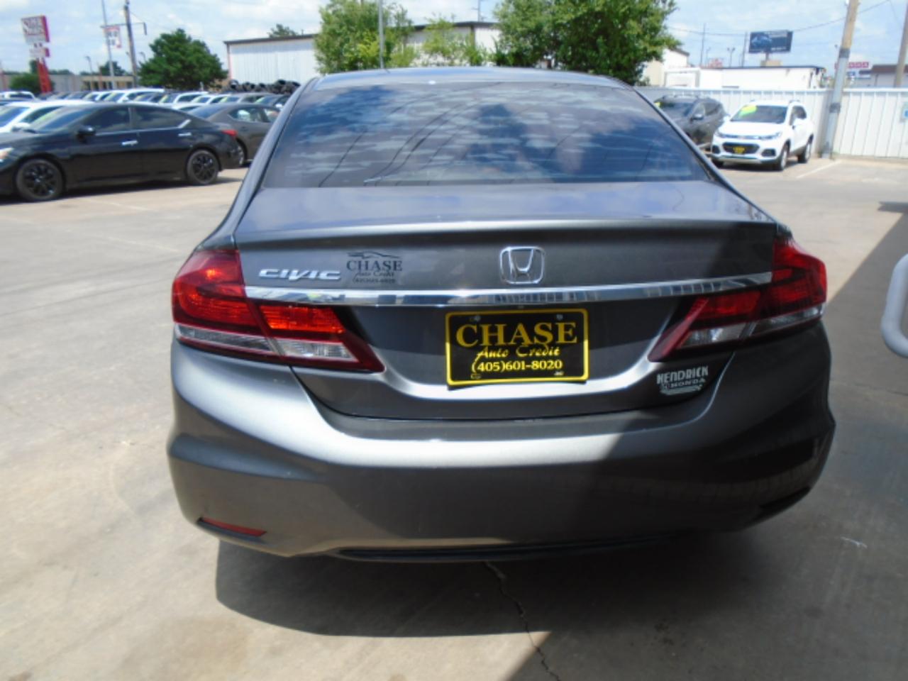 Honda Civic LX Sedan 5-Speed AT 2013
