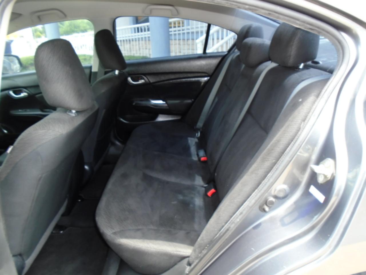 Honda Civic LX Sedan 5-Speed AT 2013