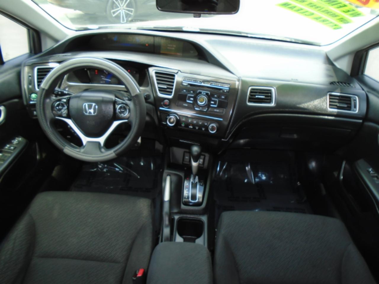 Honda Civic LX Sedan 5-Speed AT 2013