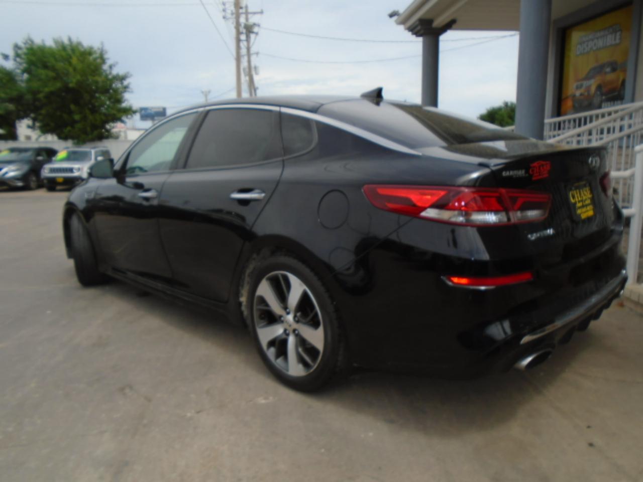 Kia Optima  2020