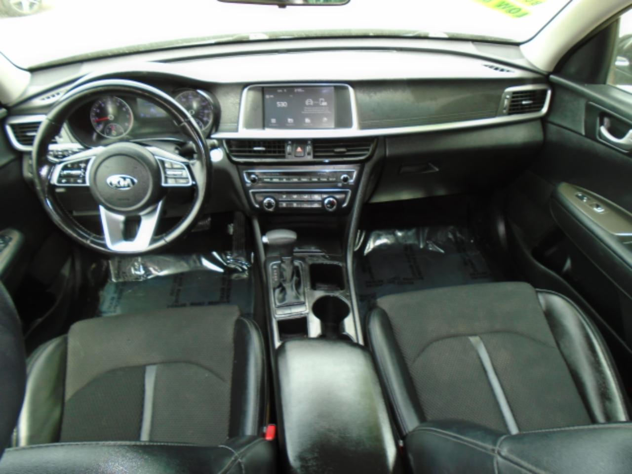 Kia Optima  2020