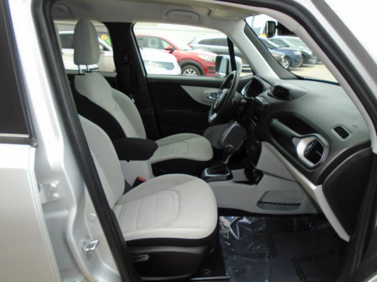 Jeep Renegade Latitude FWD 2018