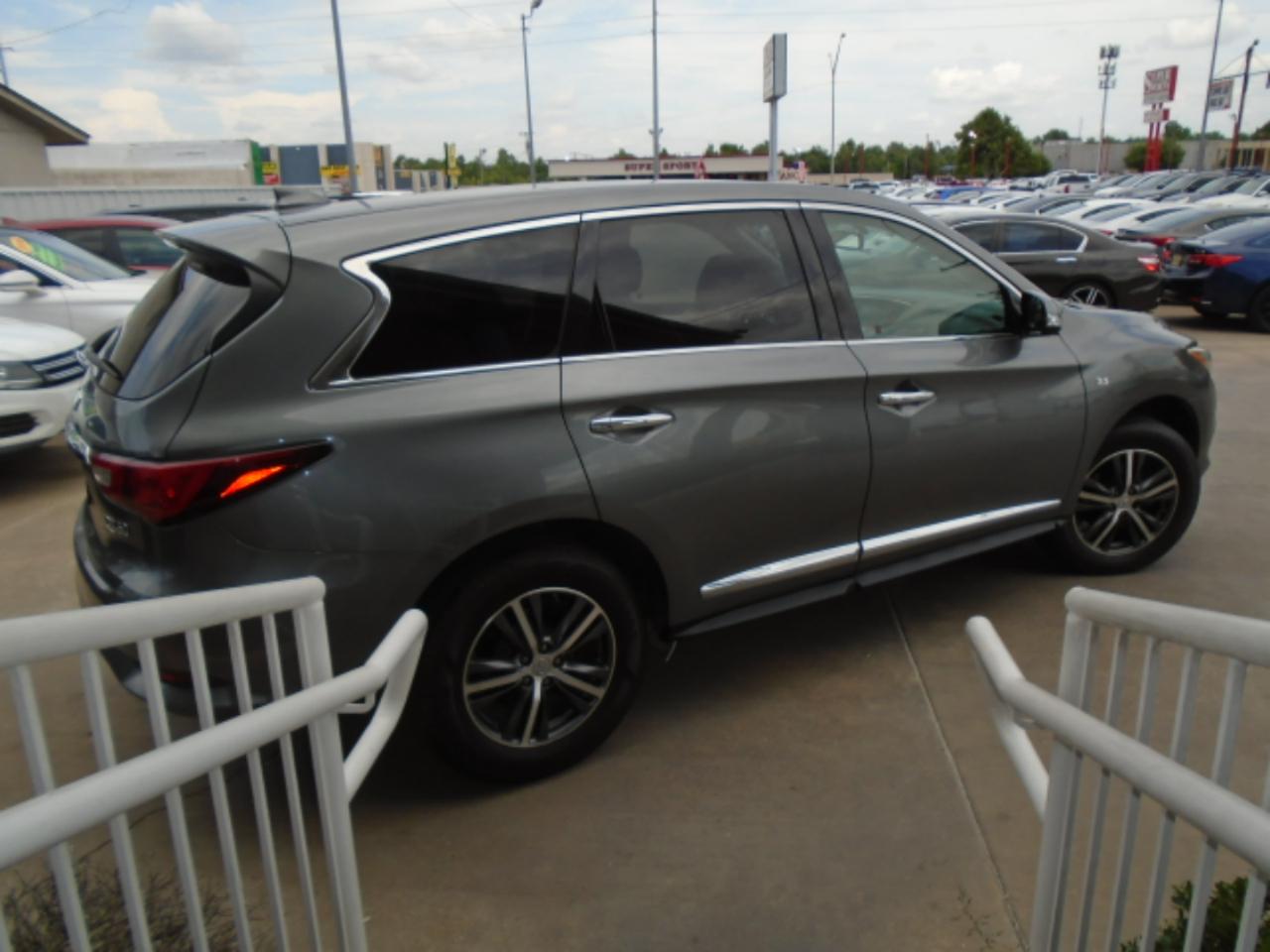 Infiniti QX60 Base AWD 2018