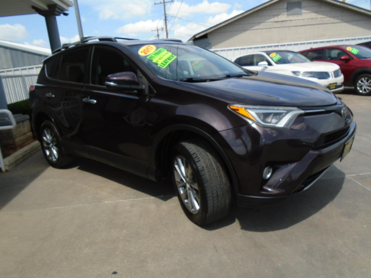 Toyota RAV4 Limited FWD 2017