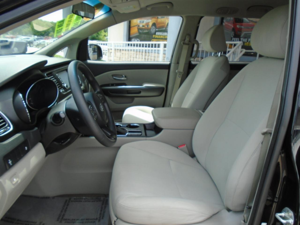 Kia Sedona LX 2019