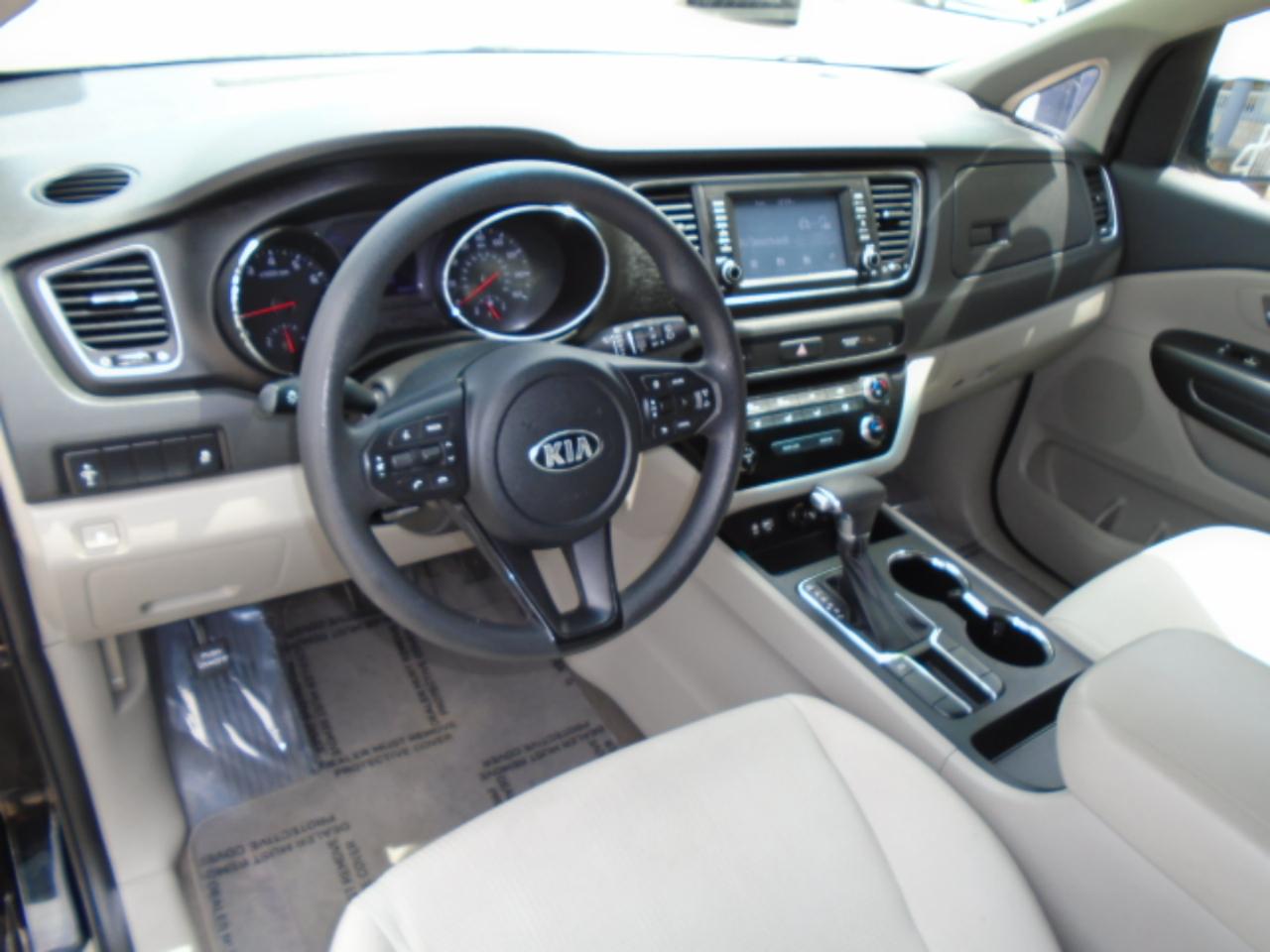 Kia Sedona LX 2019