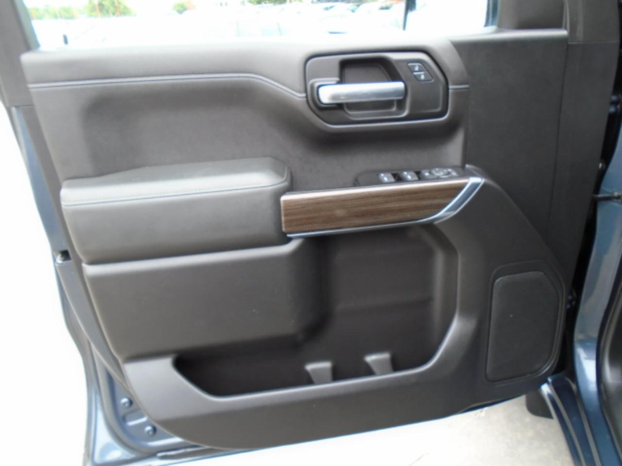 Chevrolet Silverado 1500 LT Double Cab 2WD 2019