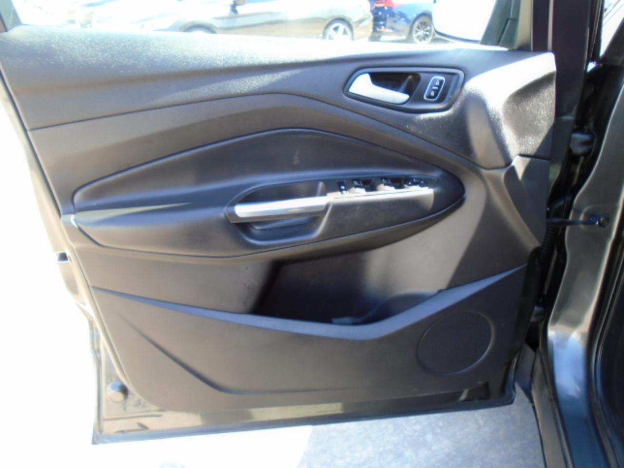 Ford Escape SE FWD 2019
