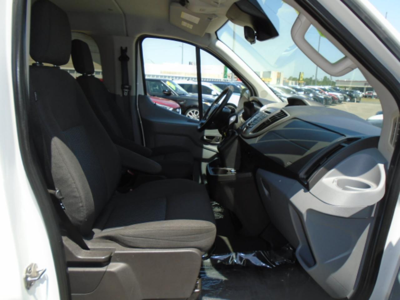 Ford Transit 350 Wagon Low Roof XLT 60/40 Pass. 148-in. WB 2016