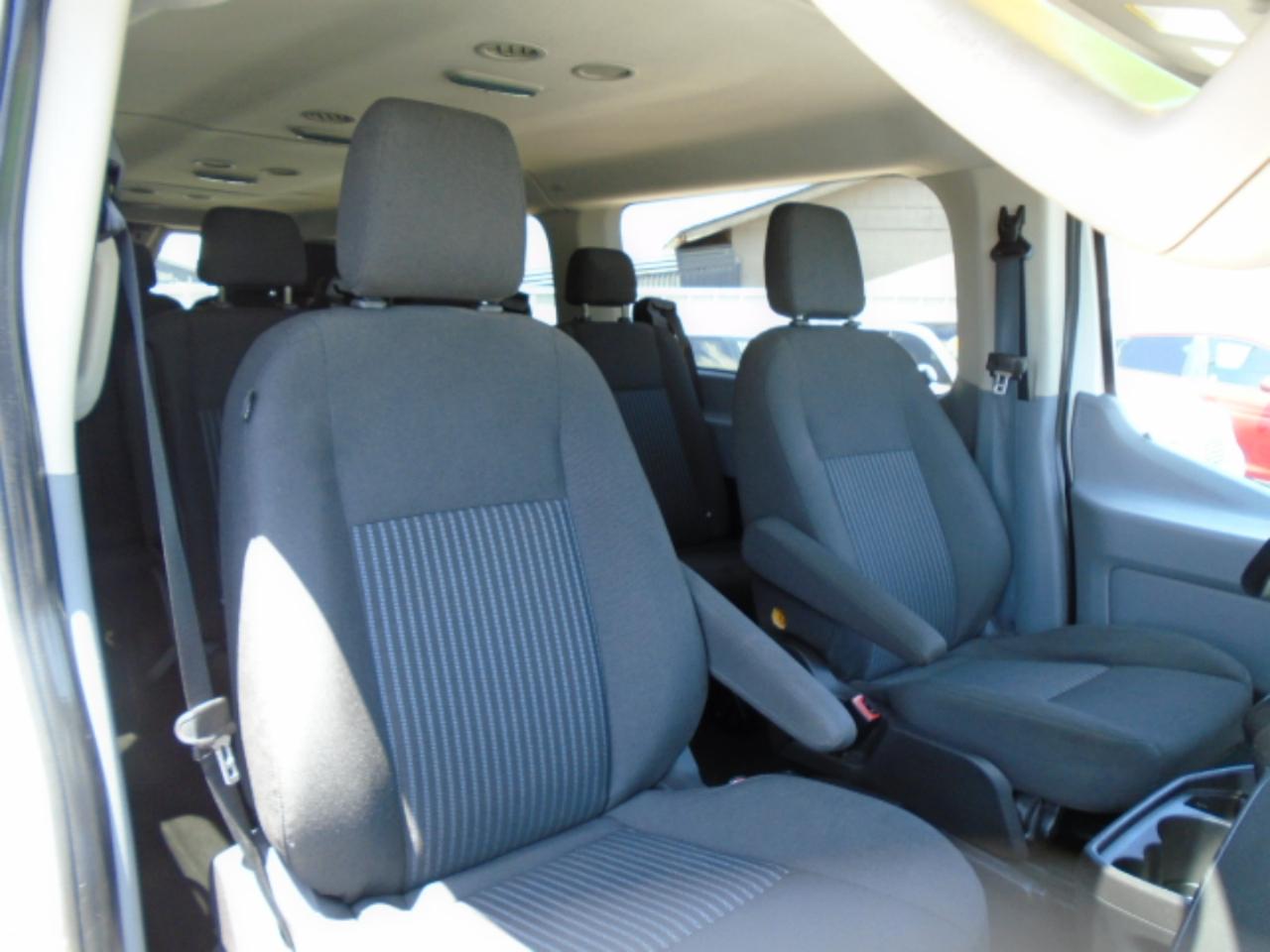 Ford Transit 350 Wagon Low Roof XLT 60/40 Pass. 148-in. WB 2016