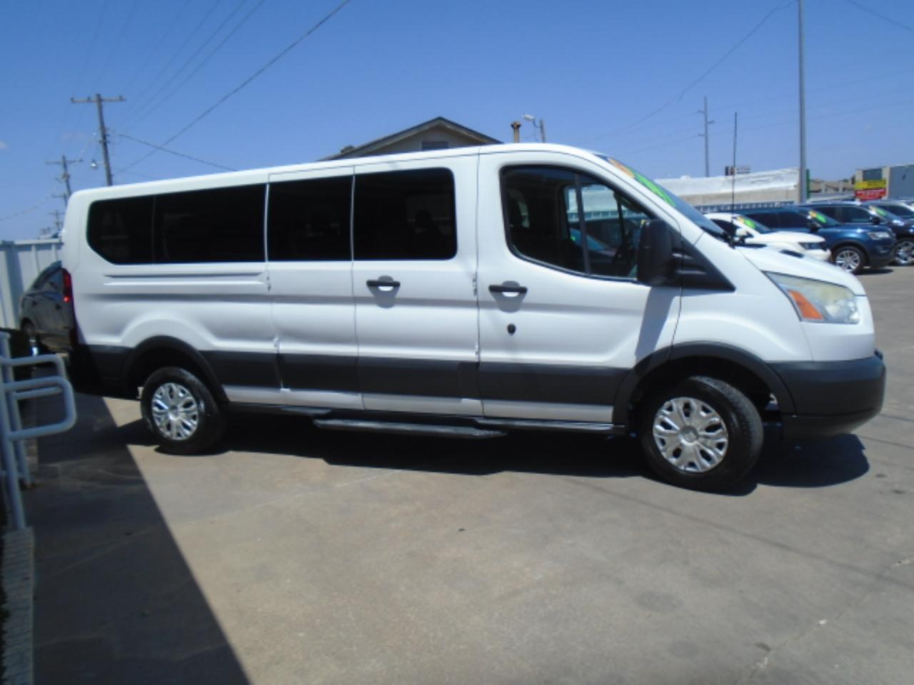 Ford Transit 350 Wagon Low Roof XLT 60/40 Pass. 148-in. WB 2016