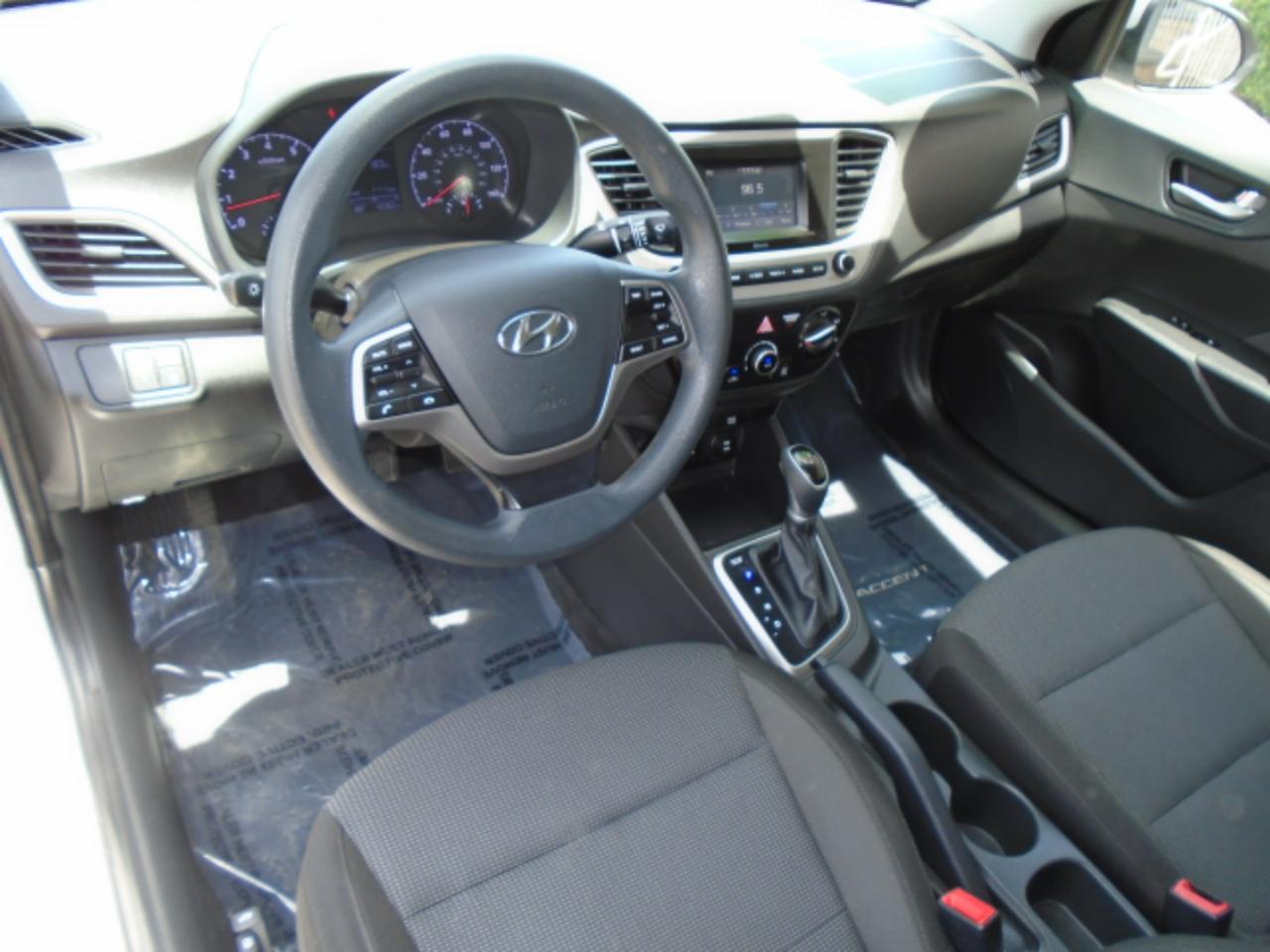 Hyundai Accent SEL 4-Door 6A 2020