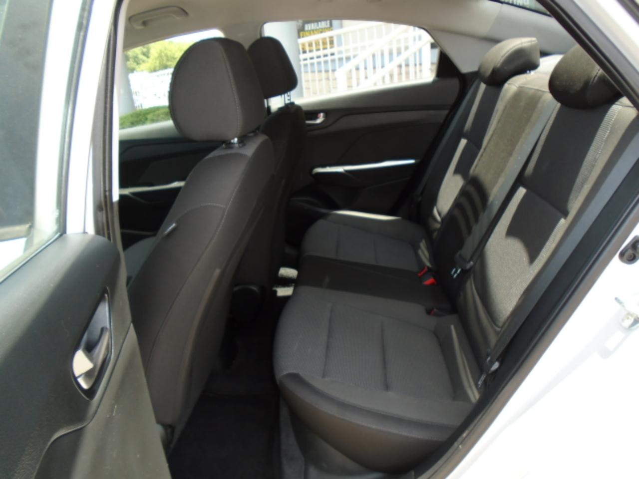 Hyundai Accent SEL 4-Door 6A 2020