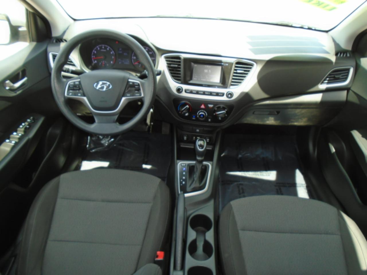 Hyundai Accent SEL 4-Door 6A 2020