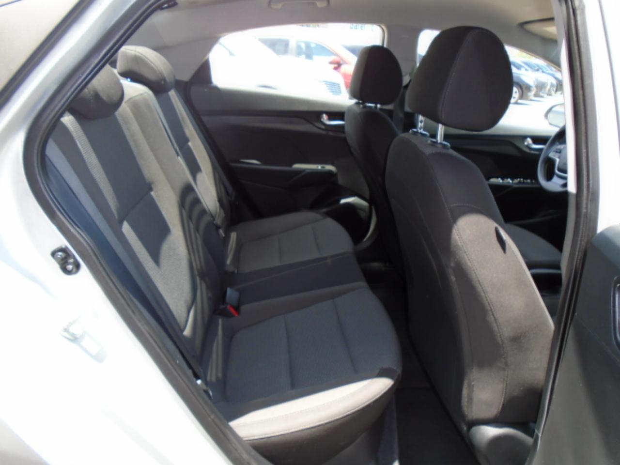 Hyundai Accent SEL 4-Door 6A 2020