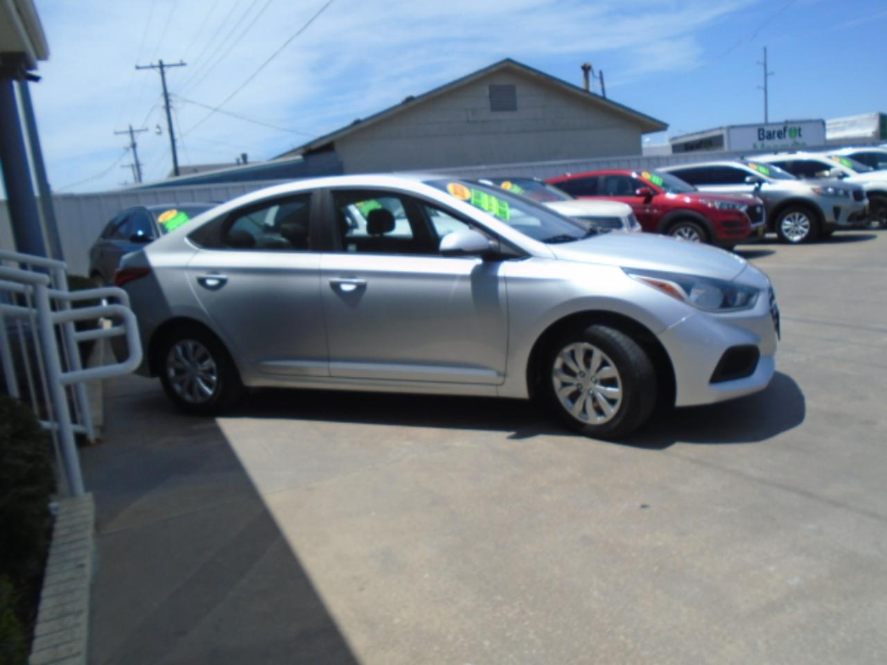 Hyundai Accent SEL 4-Door 6A 2020