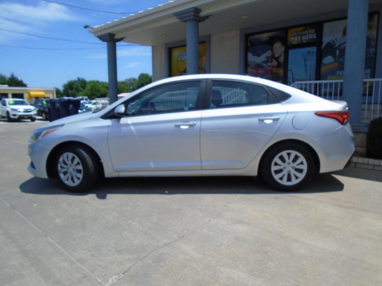 Hyundai Accent SEL 4-Door 6A 2020