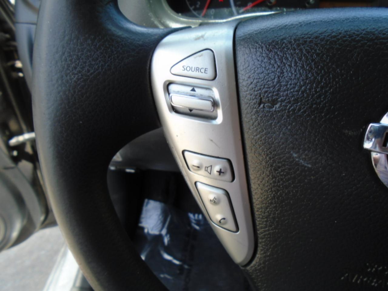 Nissan Versa 1.6 SV Sedan 2018