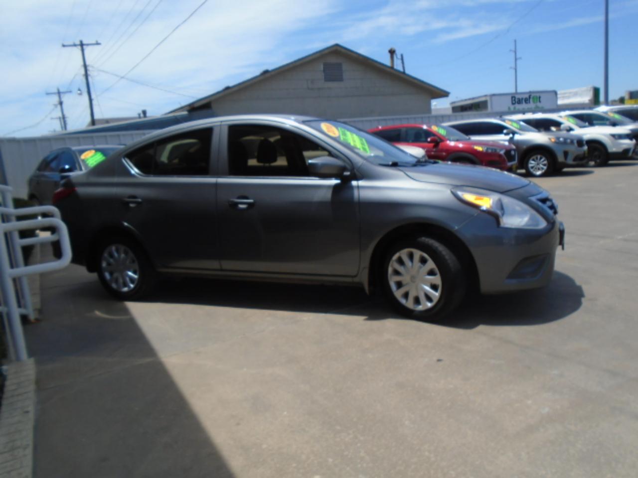 Nissan Versa 1.6 SV Sedan 2018