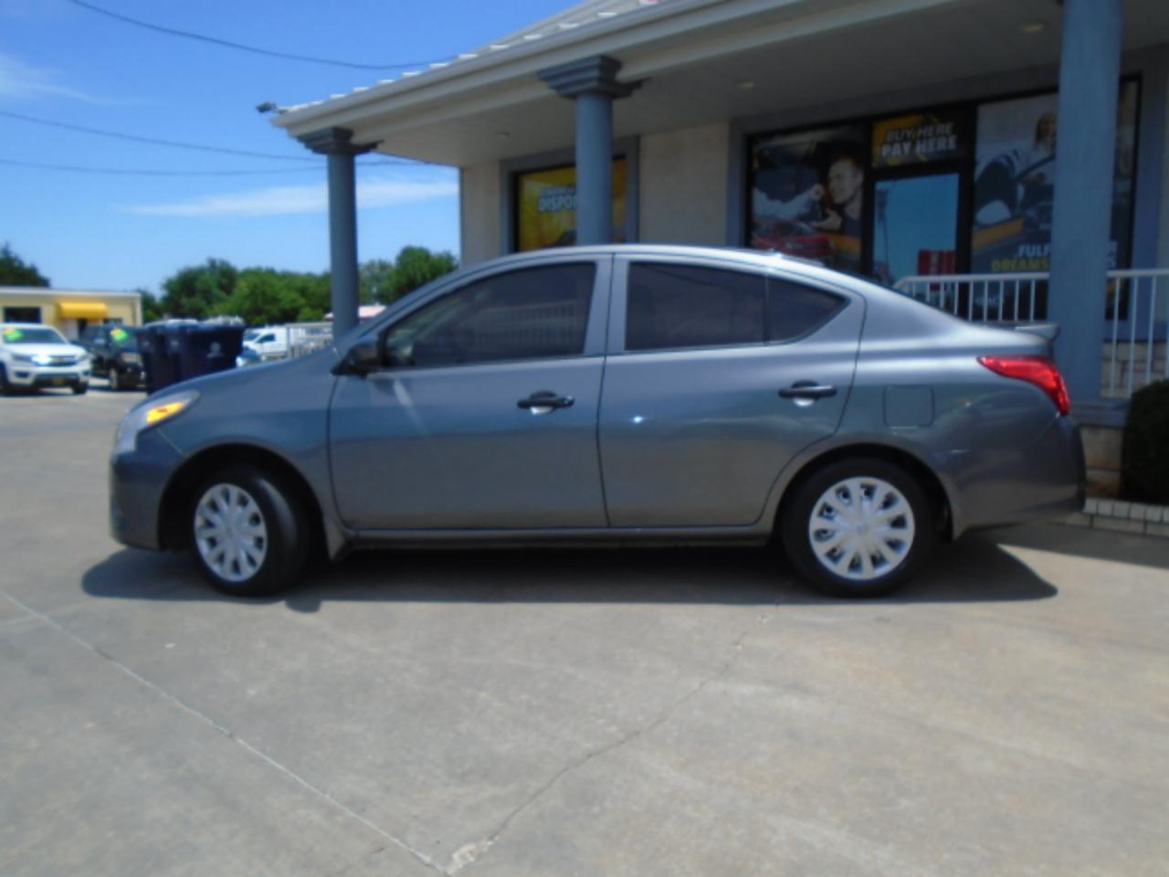 Nissan Versa 1.6 SV Sedan 2018