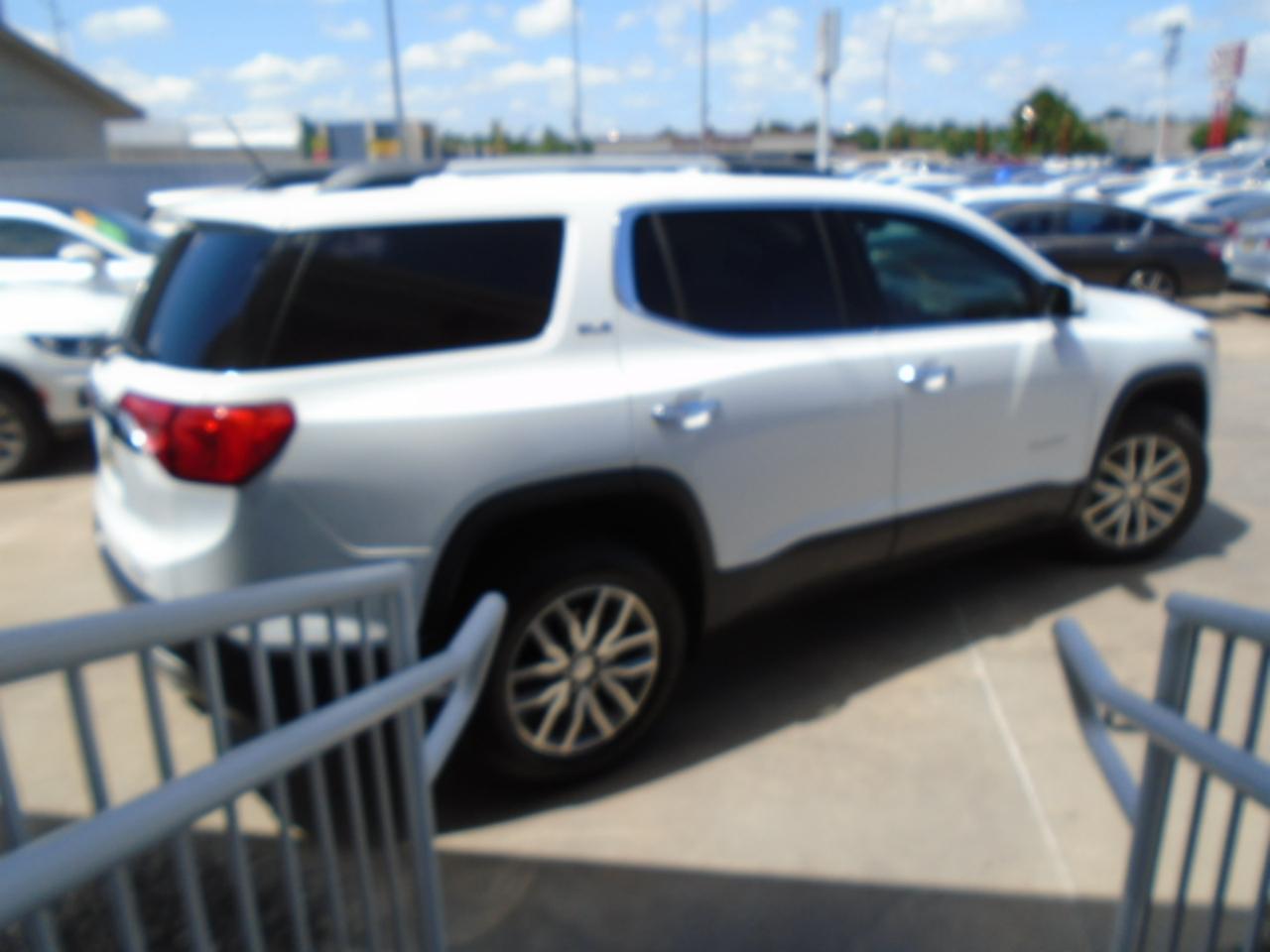 GMC Acadia SLE-2 AWD 2019