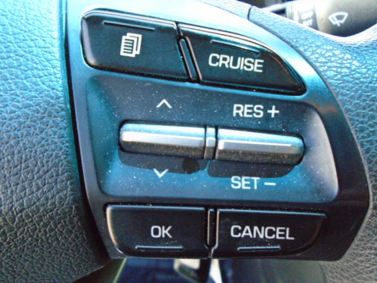 Hyundai Elantra SEL 2020