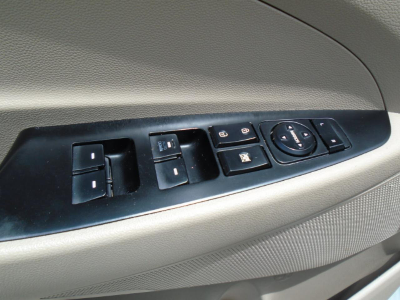 Hyundai Tucson SE 2021