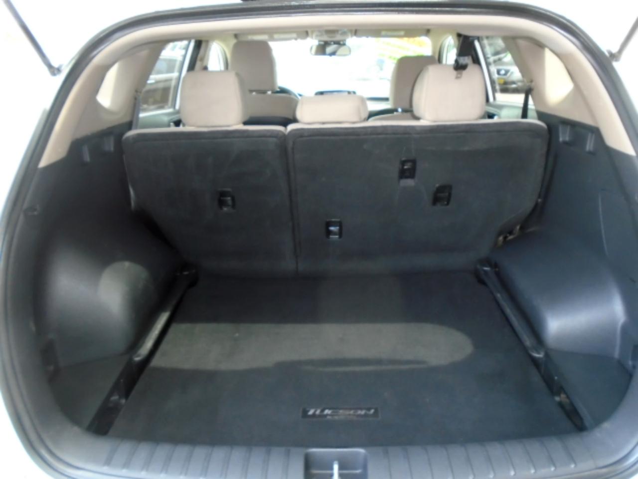Hyundai Tucson SE 2021