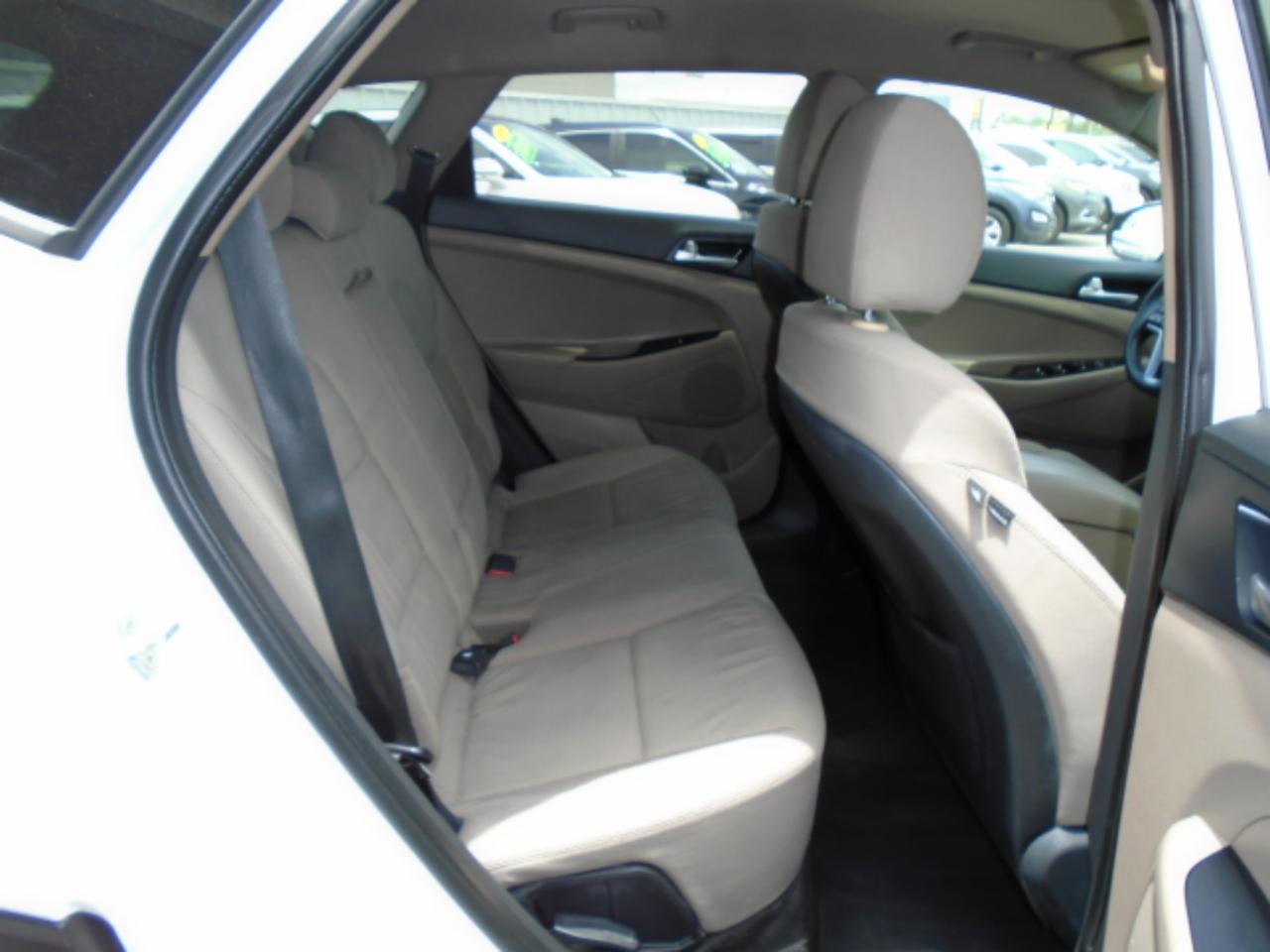 Hyundai Tucson SE 2021