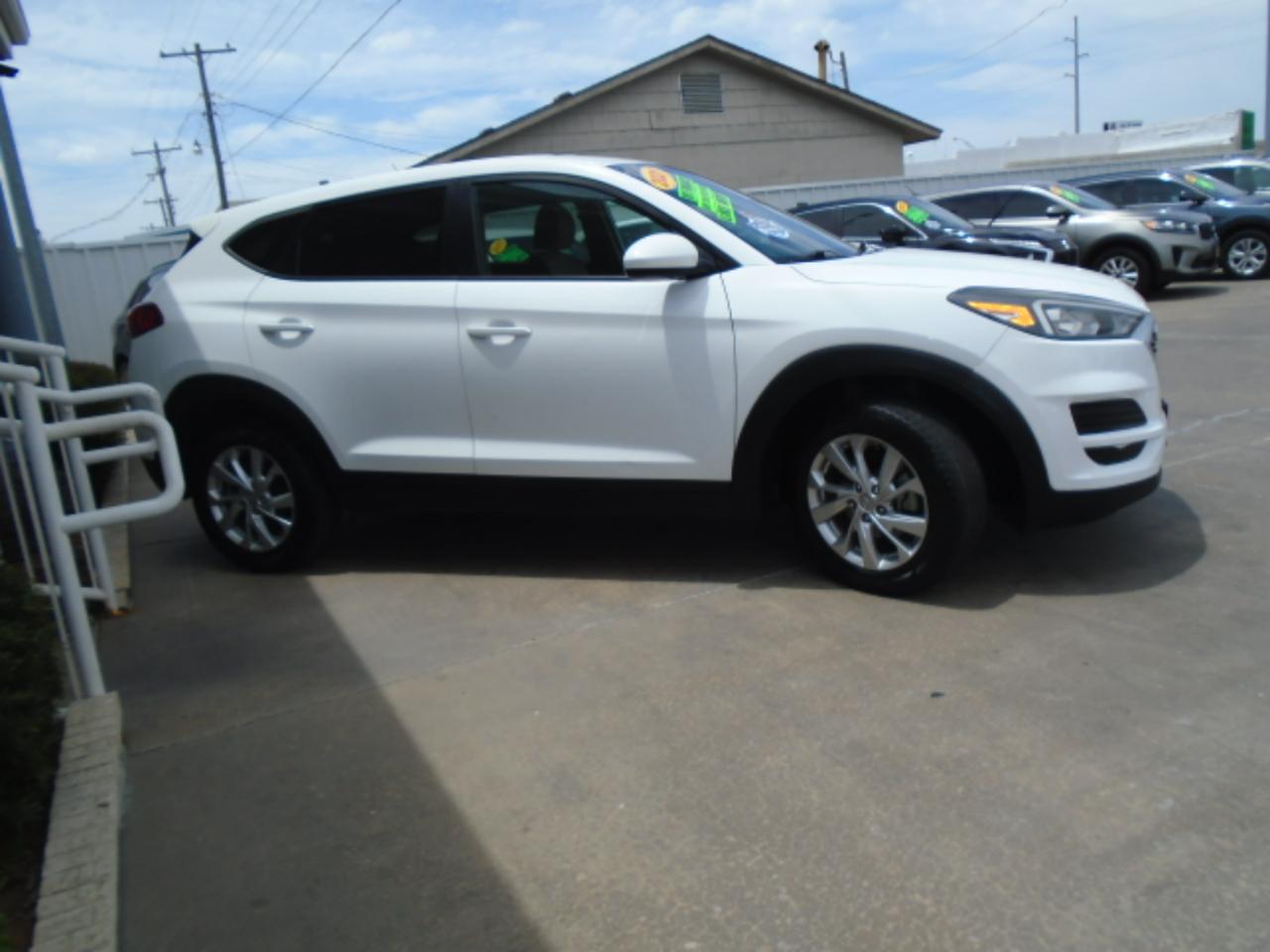 Hyundai Tucson SE 2021