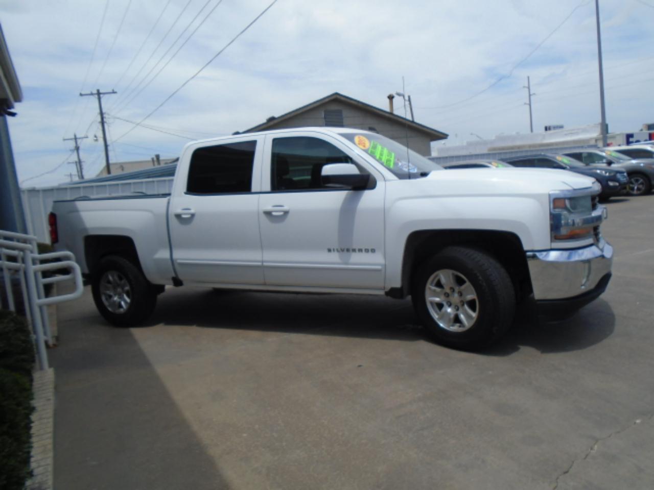 Chevrolet Silverado 1500 LT Crew Cab 2WD 2017
