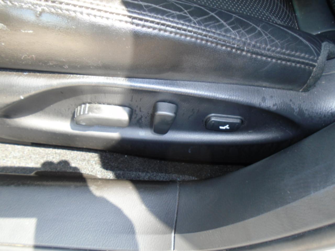 Infiniti M 37 2013