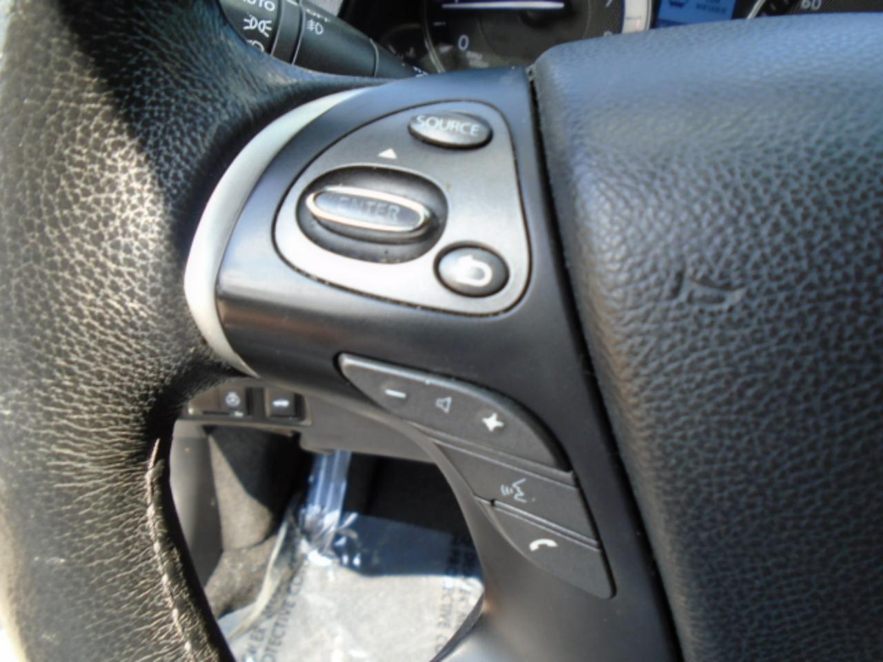 Infiniti M 37 2013