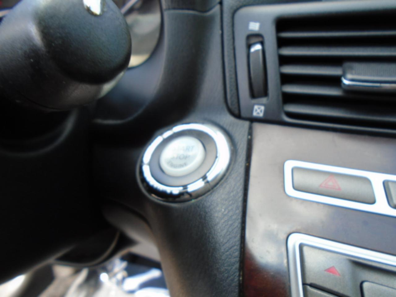 Infiniti M 37 2013