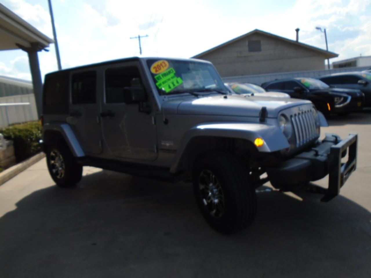 Jeep Wrangler Unlimited Sahara 4WD 2013