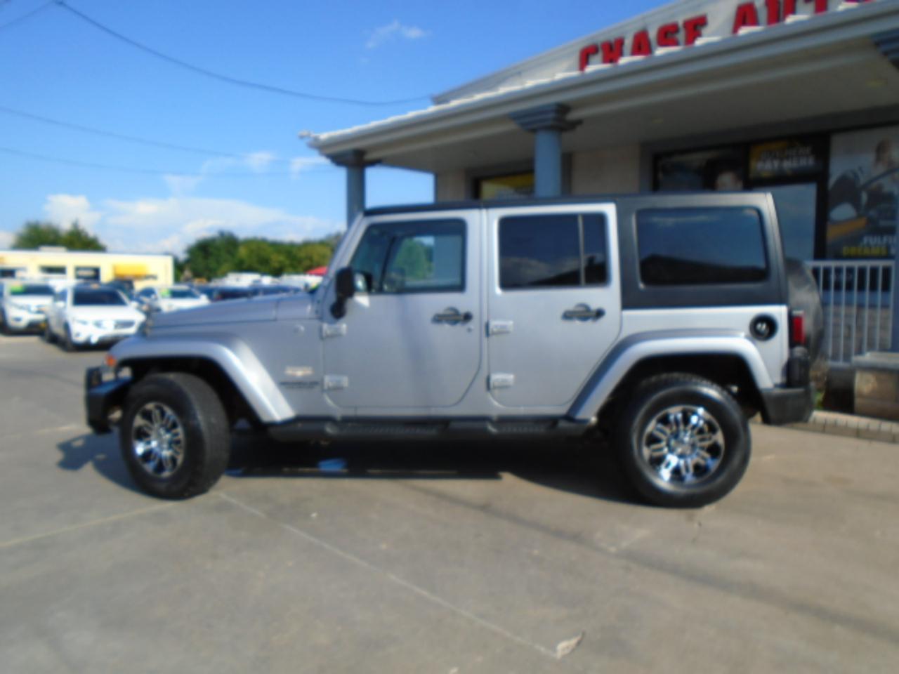 Jeep Wrangler Unlimited Sahara 4WD 2013