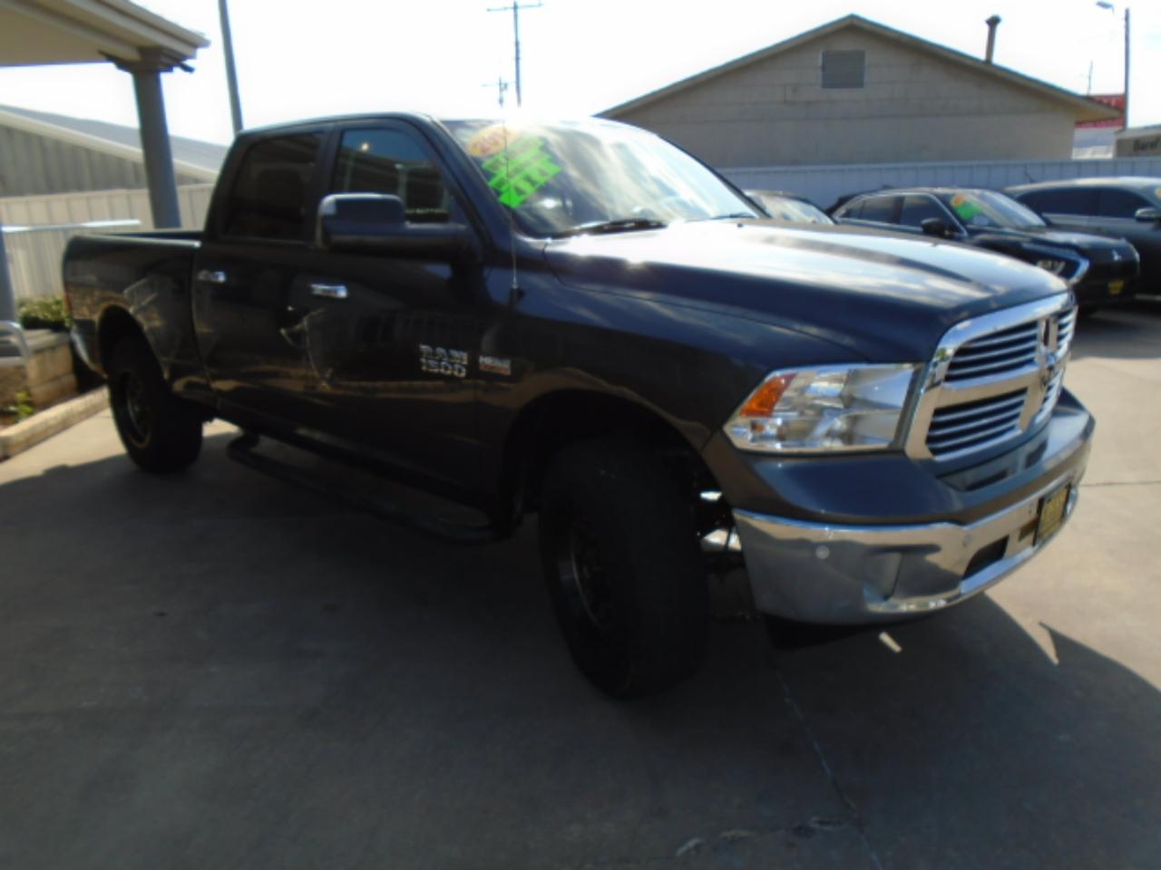 RAM 1500 SLT Crew Cab LWB 4WD 2017