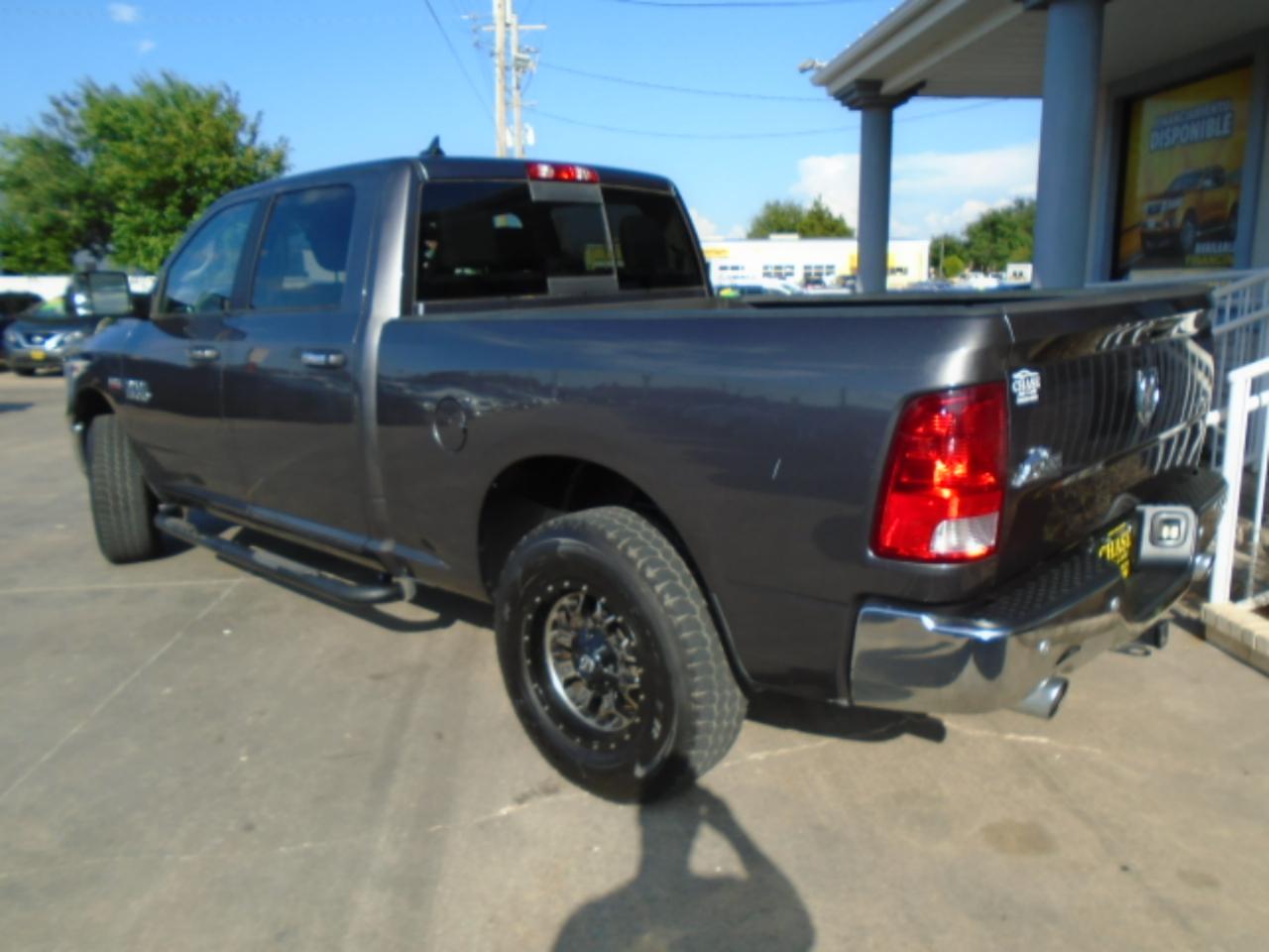 RAM 1500 SLT Crew Cab LWB 4WD 2017