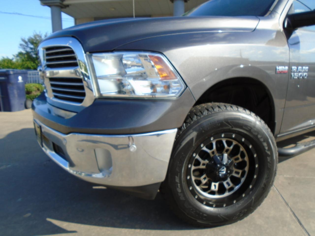 RAM 1500 SLT Crew Cab LWB 4WD 2017