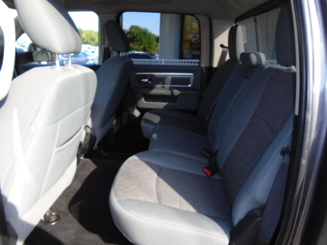 RAM 1500 SLT Crew Cab LWB 4WD 2017