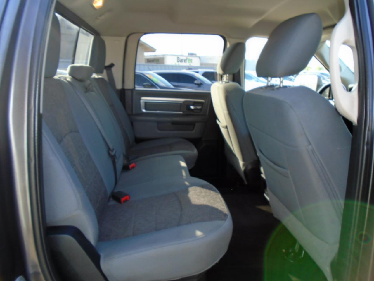 RAM 1500 SLT Crew Cab LWB 4WD 2017