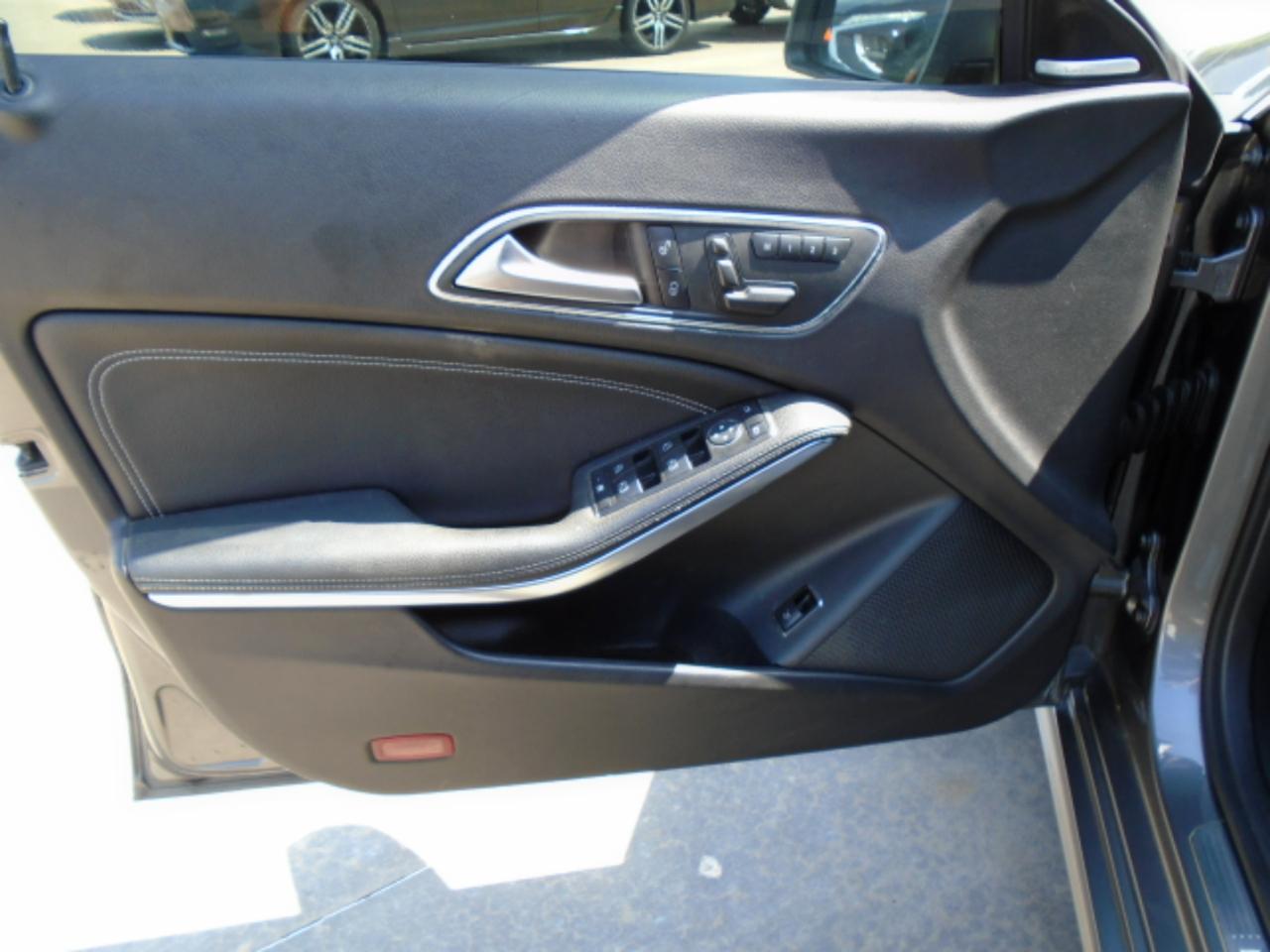 Mercedes-Benz CLA-Class CLA250 2014