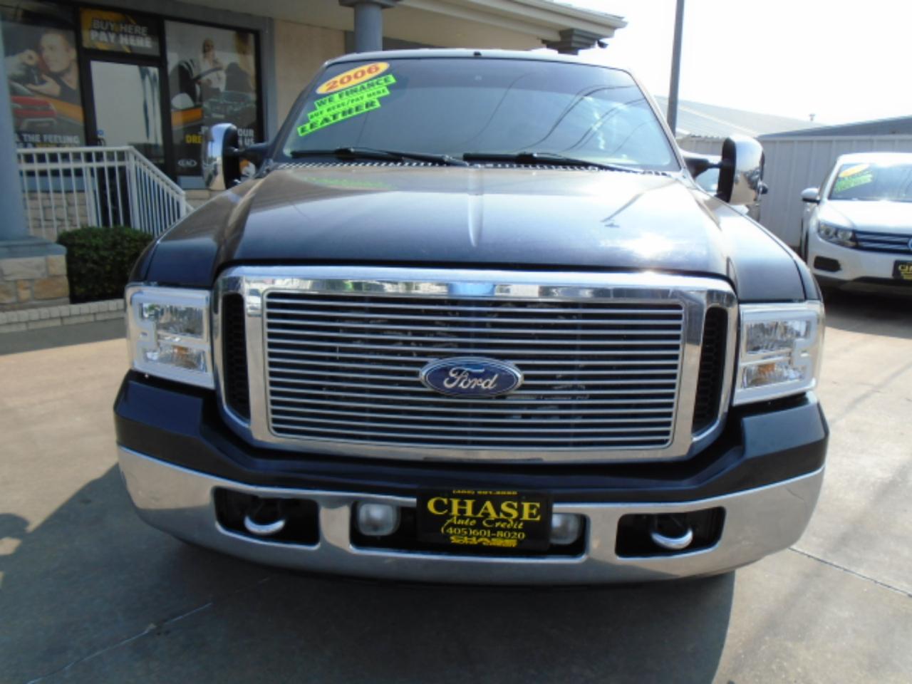 Ford F-350 SD Lariat Crew Cab 2WD 2006